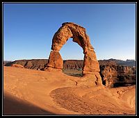 Pano_Arches_NP_-_Delicate_Arches_-_IMG_2686_DxO_-_6_picts_-_6342x5349_-_80_48x67_89_-_V1_4_2_redimensionner.jpg